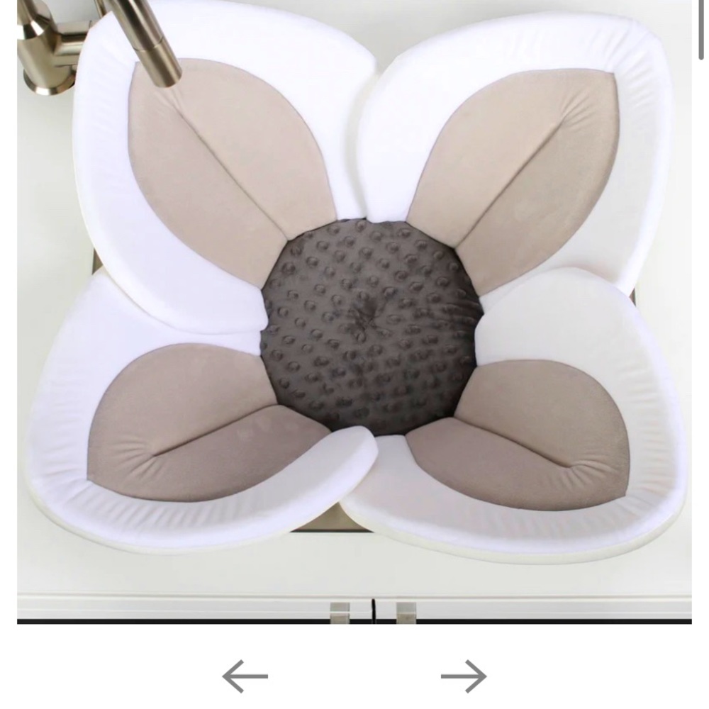 The Blooming Bath Lotus